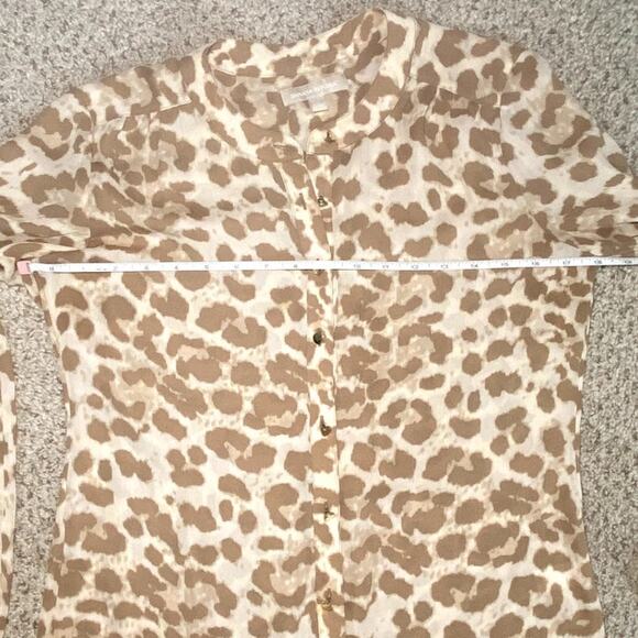 Banana Republic - Cheetah Print Blouse - Size 2 - Picture 10 of 13